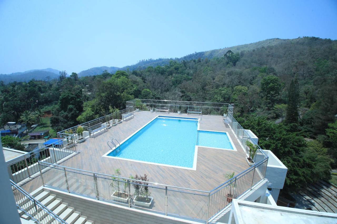 Sterling Thekkady Hotel Luaran gambar