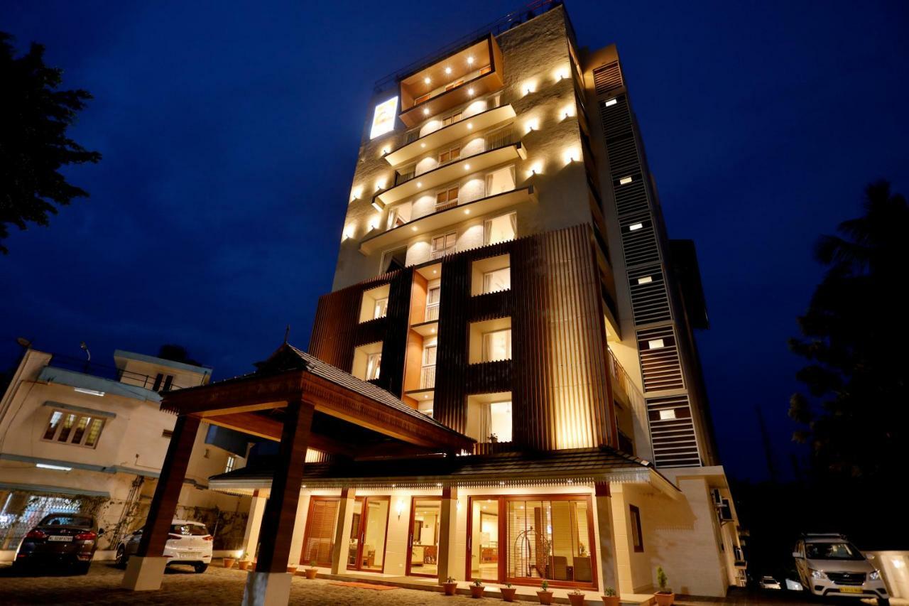 Sterling Thekkady Hotel Luaran gambar
