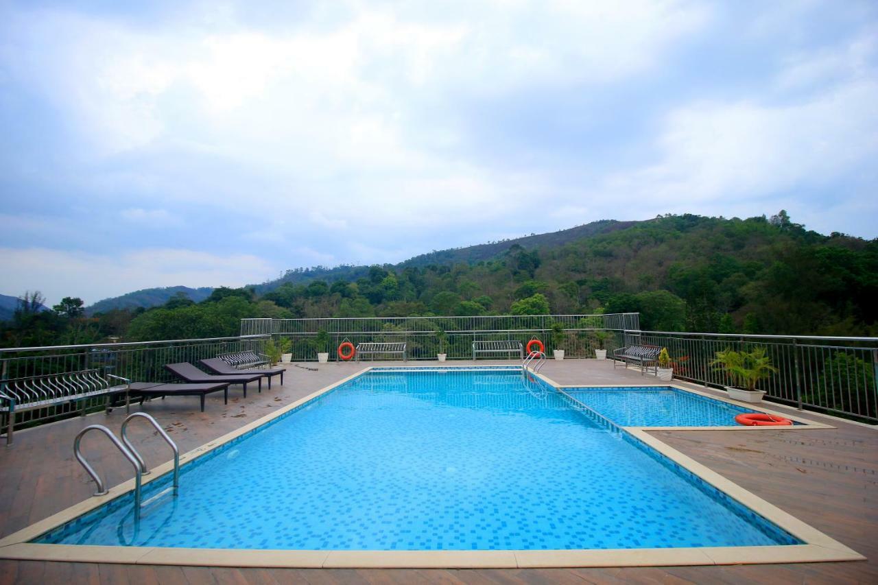 Sterling Thekkady Hotel Luaran gambar