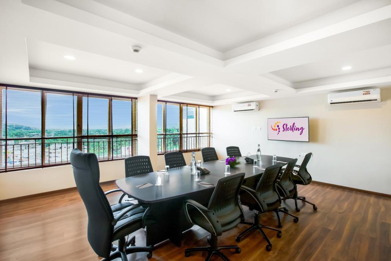 Sterling Thekkady Hotel Luaran gambar