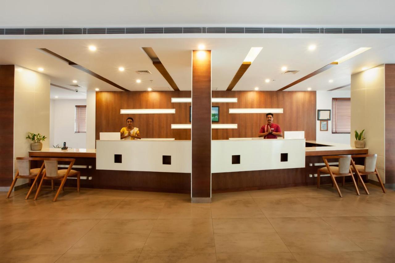 Sterling Thekkady Hotel Luaran gambar