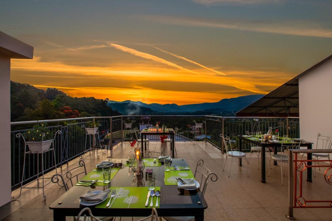 Sterling Thekkady Hotel Luaran gambar